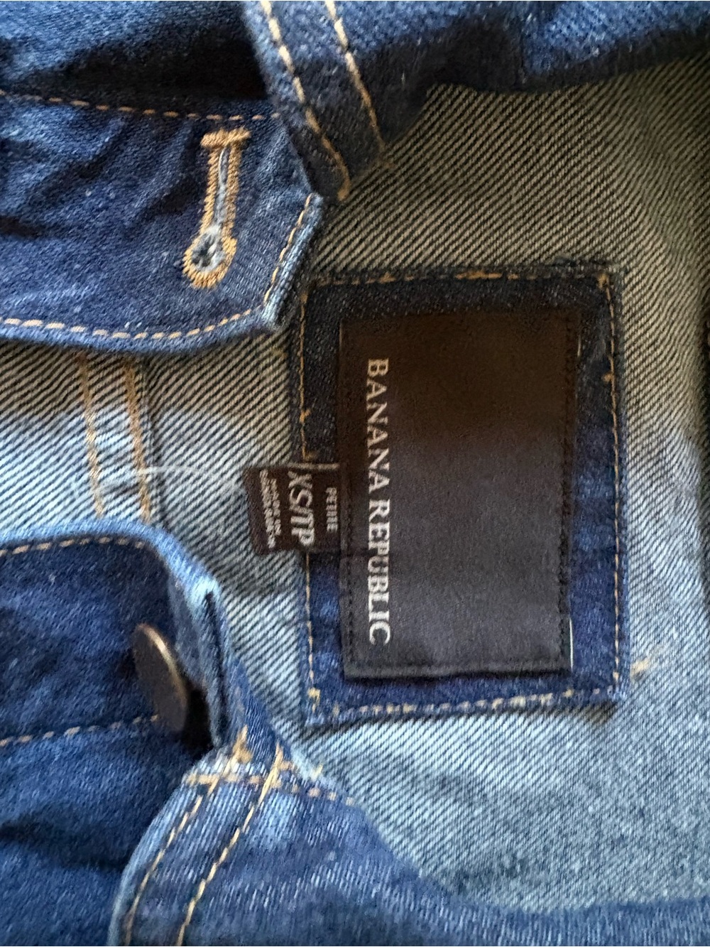 Banana Republic women Dark Blue Slim Straight Jeans jacket NWOT